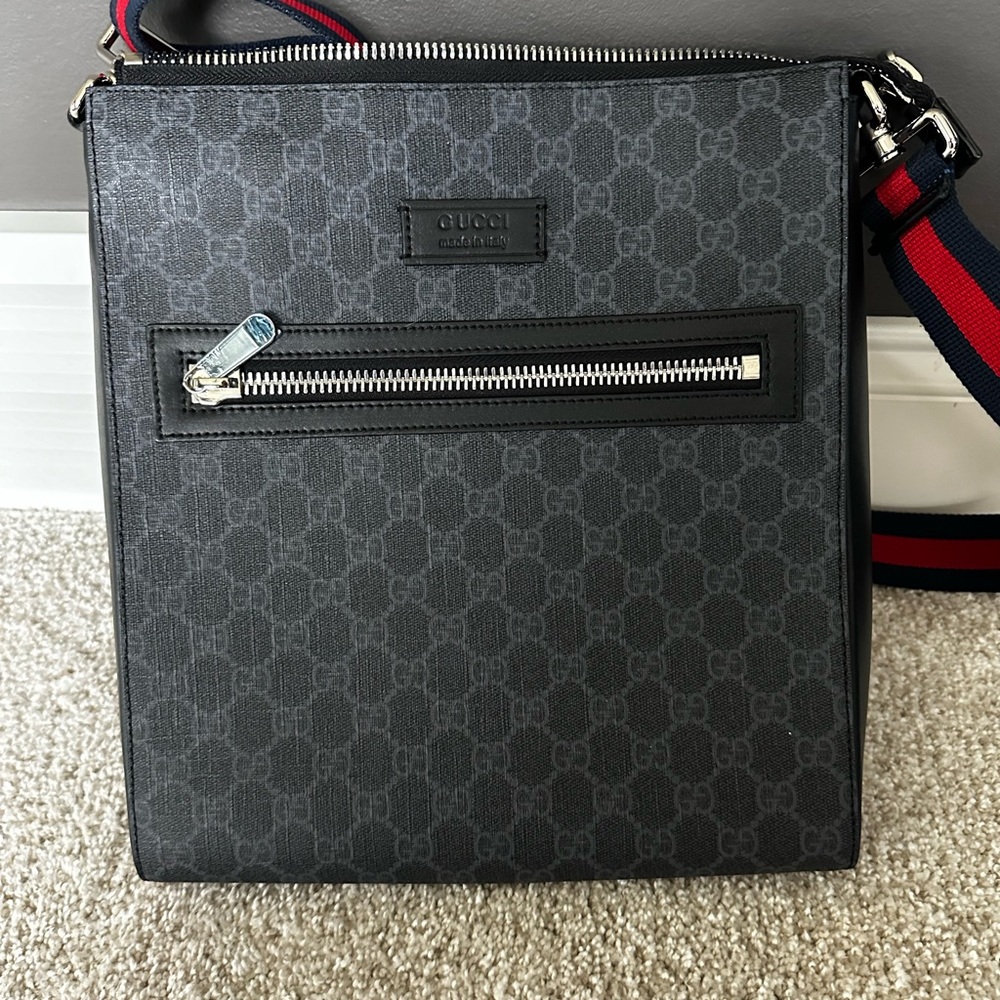 Bag - Picture 3 of 3